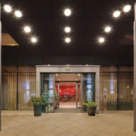 Adina Apartment Hotel Frankfurt Neue Oper