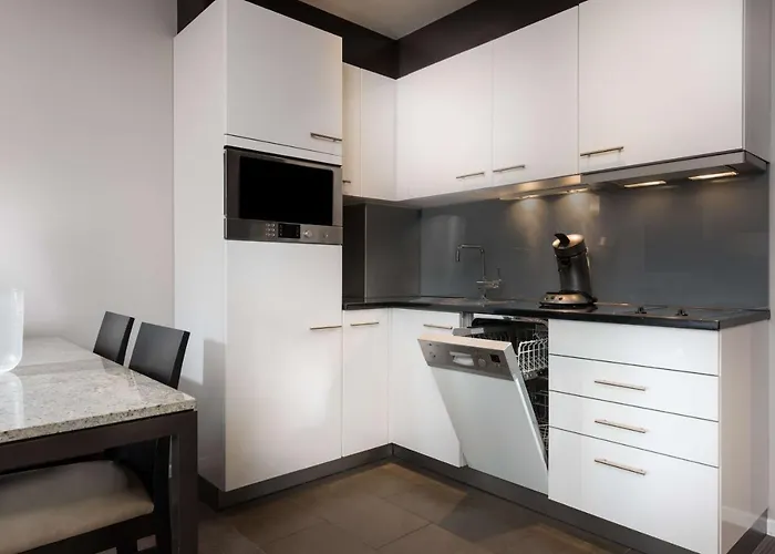 Adina Frankfurt Neue Oper Aparthotel