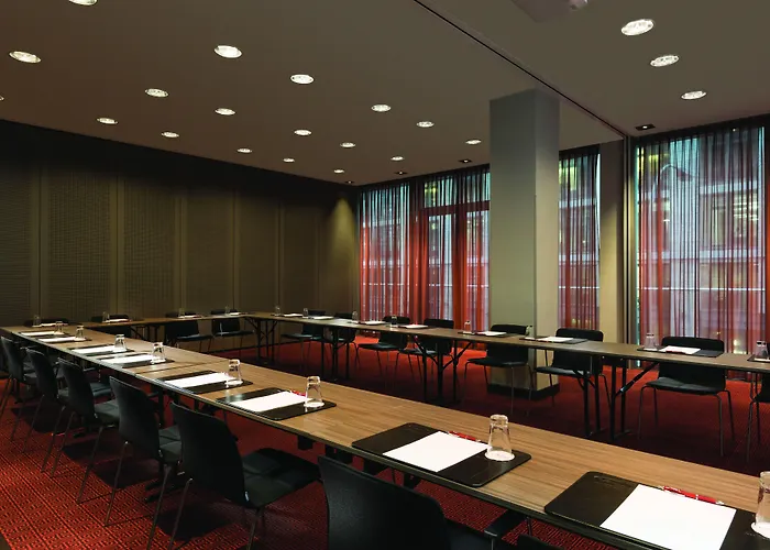 Adina Frankfurt Neue Oper Aparthotel