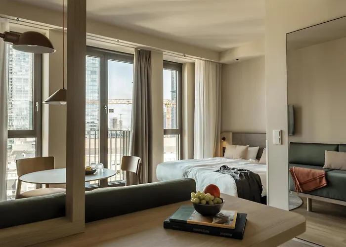 Aparthotel Adina Frankfurt Neue Oper 4*