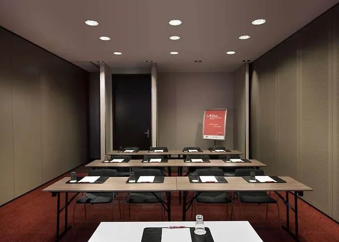 Adina Frankfurt Neue Oper Aparthotel 4*