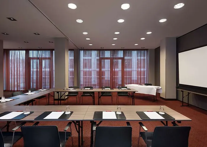 Adina Frankfurt Neue Oper Aparthotel